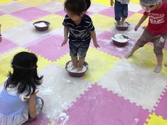 -想象乐创意早教托育中心(殷高西路店)