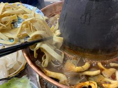 -御味老北京羊蝎子火锅&特色龙虾(菜场路店)