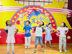 -蓝话筒·少儿成人演讲口才·主持朗诵·戏剧表演(大华第一坊店)