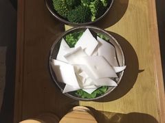 -喃喃椰·糟粕醋椰子鸡火锅(七堡花园店)