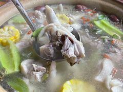 石橄榄炖鸡-洪大厨鸡煲(福田店)