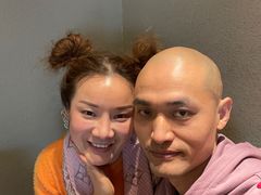 -星巴克(宝山万达店)