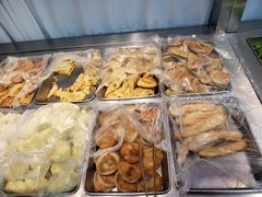-食里香自助快餐(香槟小镇店)