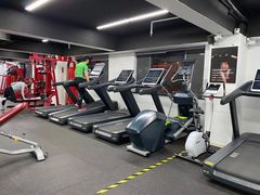 -坚果健身24小时工作室(定西路店)