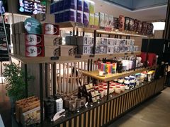 零售区-星巴克(浦东机场T2到达店)