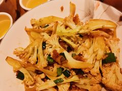 -爱碗亭·鲜炒湖南菜(壹城中心店)