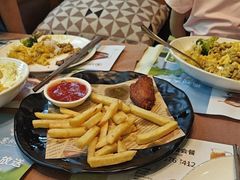 -意卡菲·欢乐聚会餐厅(华侨店)