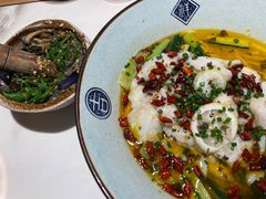 -绿草地·湘菜(酃湖师院店)