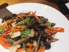 -觅山云南菜(泊富ICITY店)