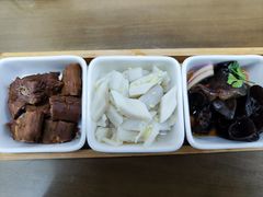 -鲁南仔·滕州炒鸡(经三路店)