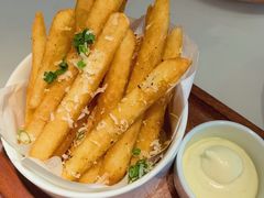 -阿妮叶李(光谷世界城店)