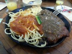 -豪亨世家牛排自助(乐群店)