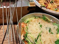 -喝丢一只鞋辣炒海鲜小烧烤(三八广场店)