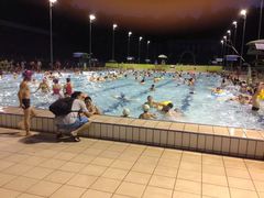 越秀游泳场-越秀山游泳场