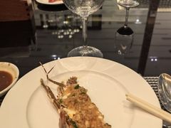 -广州万富希尔顿酒店·感趣自助餐厅·金秋蟹宴生蚝海鲜刺身