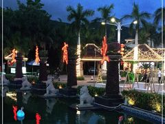 -亚龙湾亚泰商业街