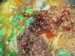 酱香米线-一品飘香米线(一中总店)