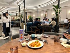 -港丽餐厅(正大店)