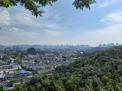 -叠彩山景区