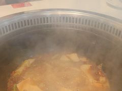 -哈尔滨烧烤·山河村铁锅炖(交大店)