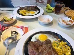 -豪客来牛排(中央花苑店)