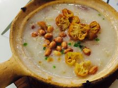 -新大咀港式茶餐厅(宝山万达店)