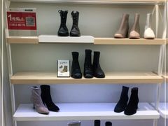 -hotwind热风(中贸广场店)