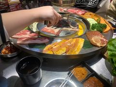 -哈哈碳都·牛肋条无限自助烤肉(台江万达店)