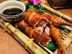 脆皮小刀鸭-老滇山寨•云南特色菜•地方菜•民族风情歌舞表演(金碧店)