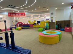 -爱威盛亲子俱乐部·纽约国际早托中心