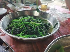 -御霞苑泥烩鸡休闲农庄