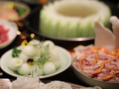 -得意咚瓜·顺德鱼生·冬瓜火锅(深圳首店)