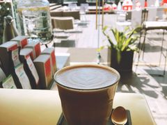 -UNI UNI(环亚凯瑟琳店)