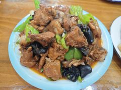 -美顺香食府鱼头老店(雪野湖店)