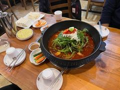 -喇喇排骨火锅·传统韩式脊骨汤(望京西园总店)