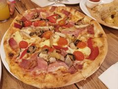 -城市大道红炉披萨烘焙坊