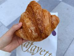 吞拿鱼牛角包-老佛爷饼店