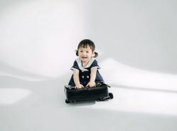 -米兰贝贝·高端儿童摄影旗舰店