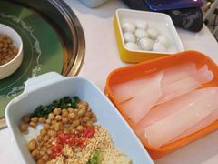 -蛙两只美蛙鱼头火锅(恒茂店)
