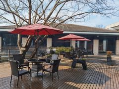 -上海怡沁园度假酒店