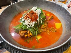 -喇喇排骨火锅·传统韩式脊骨汤(望京西园总店)
