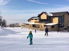 -中旅松花湖滑雪场