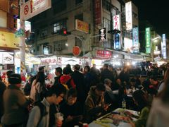 -六合夜市