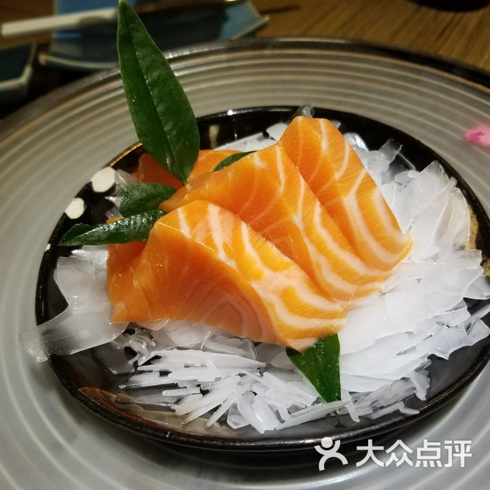 山葵伴wasabi sushi寿司厚切三文鱼图片-北京寿司-大众点评网