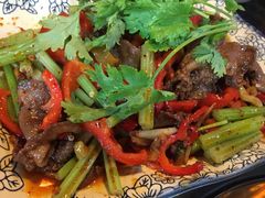 -乐山食古香跷脚牛肉