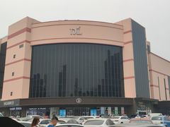 -胖东来生活广场(健康路店)