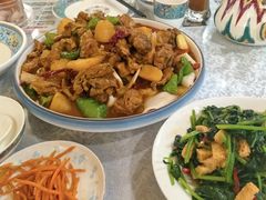 -汗腾格里·风味餐厅(新疆驻京办店)