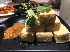 -巴厘龙虾·榜首油焖大虾(音乐学院·沿江酒馆店)