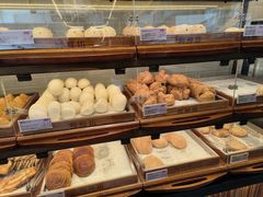 -新百广场(地铁站)