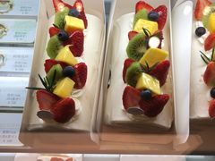 -花花卷卷·鲜食蛋糕(静安久光百货店)